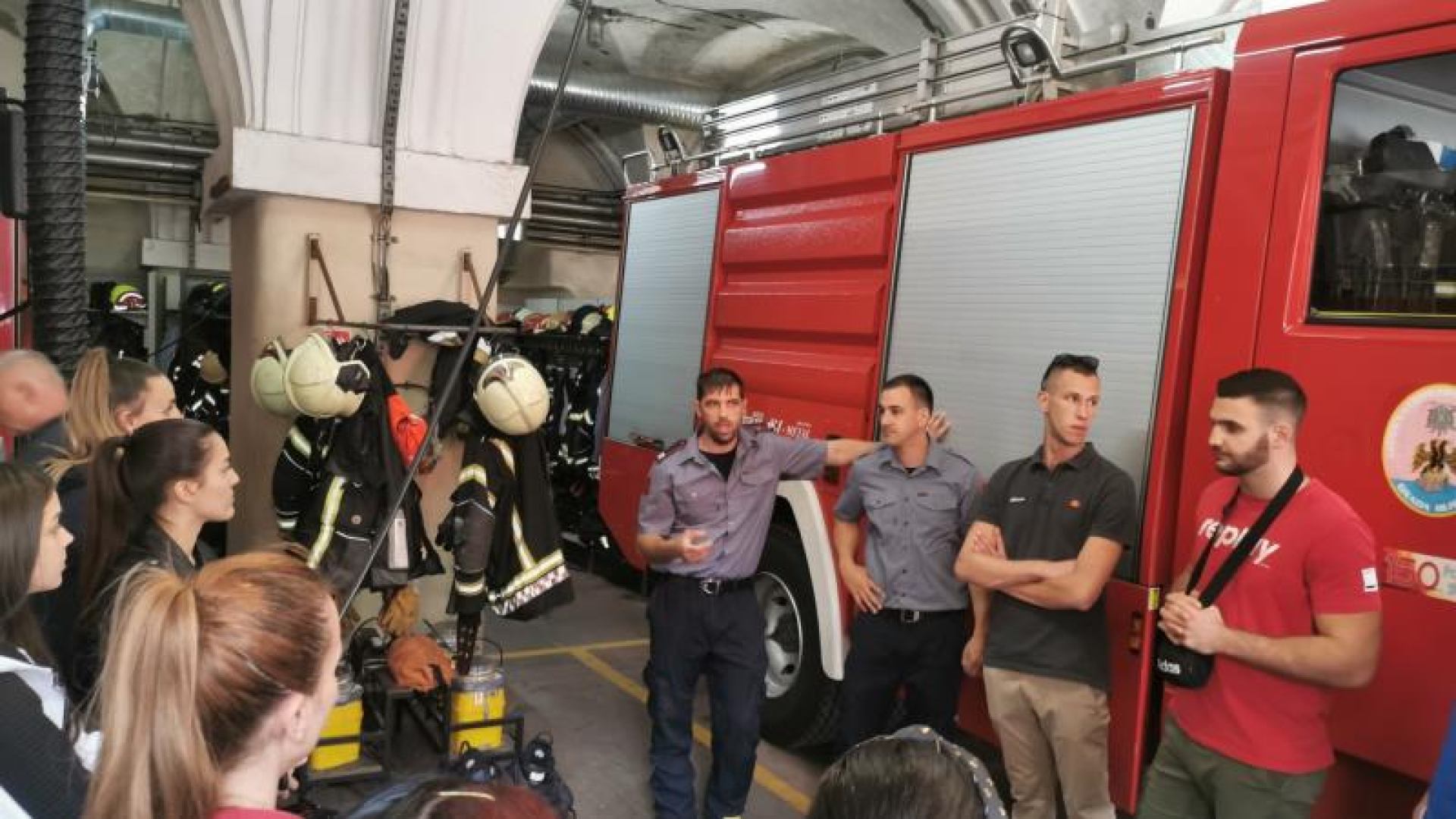 Studenti posjetili Javnu vatrogasnu postrojbu Grada Rijeke