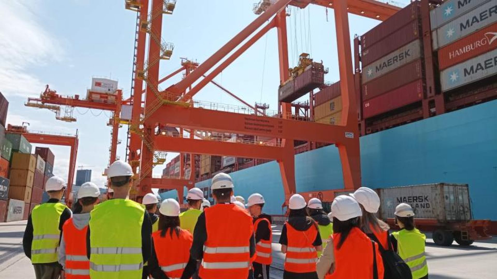 Terenska nastava iz kolegija Suvremeni prometni sustavi - posjet AGCT-u