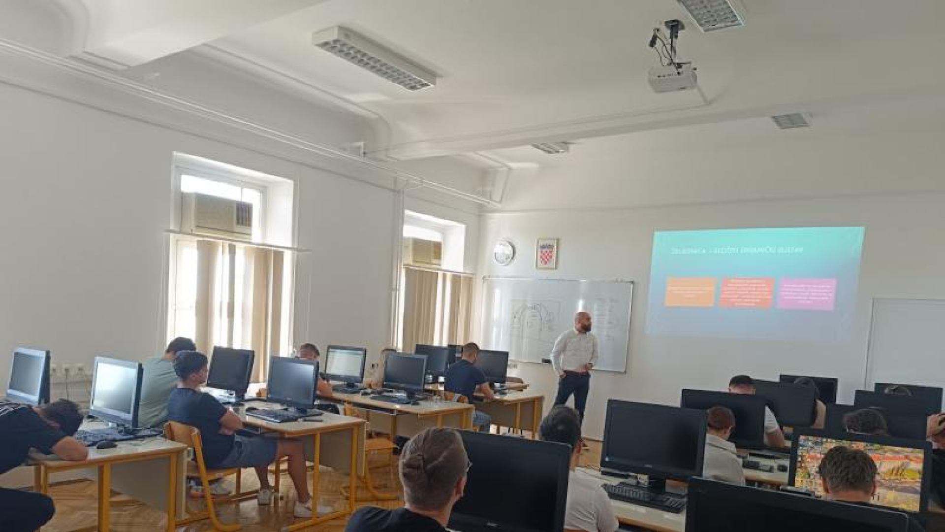 Gostujuće predavanje našeg alumna Tomislava Antolovića