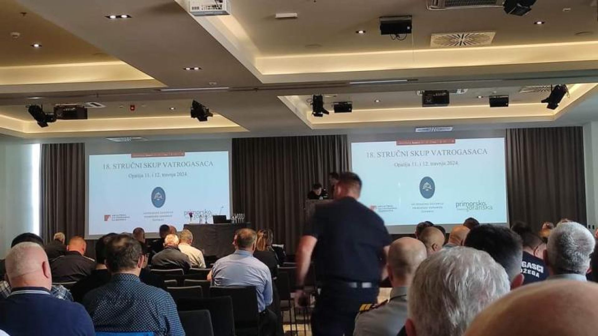 Student Matija Leskovar predstavio stručni rad na XIII. Stručnom skupu vatrogasaca u Opatiji