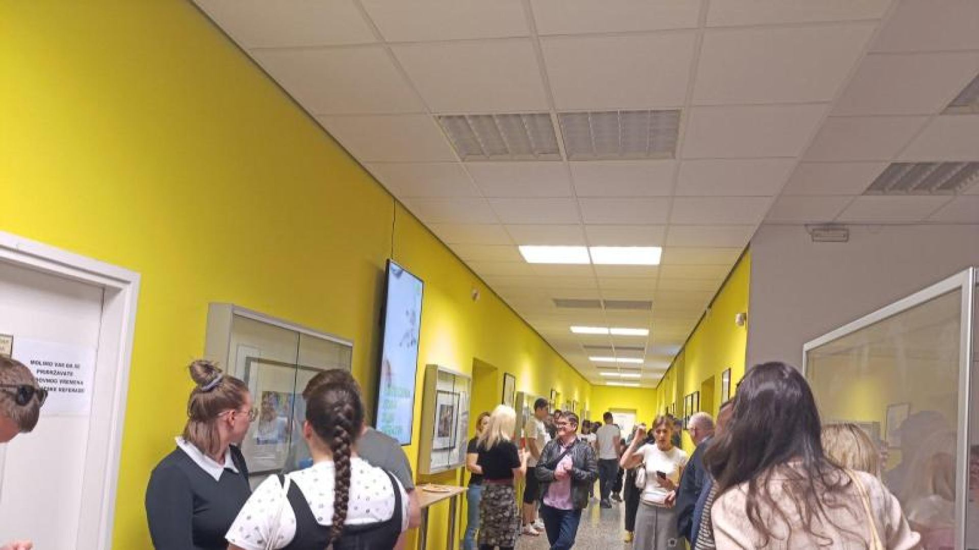 Otvaranje izložbe fotografija motiva grada Rijeke, autor Petar Paljaga, alumni VeleRI-ja