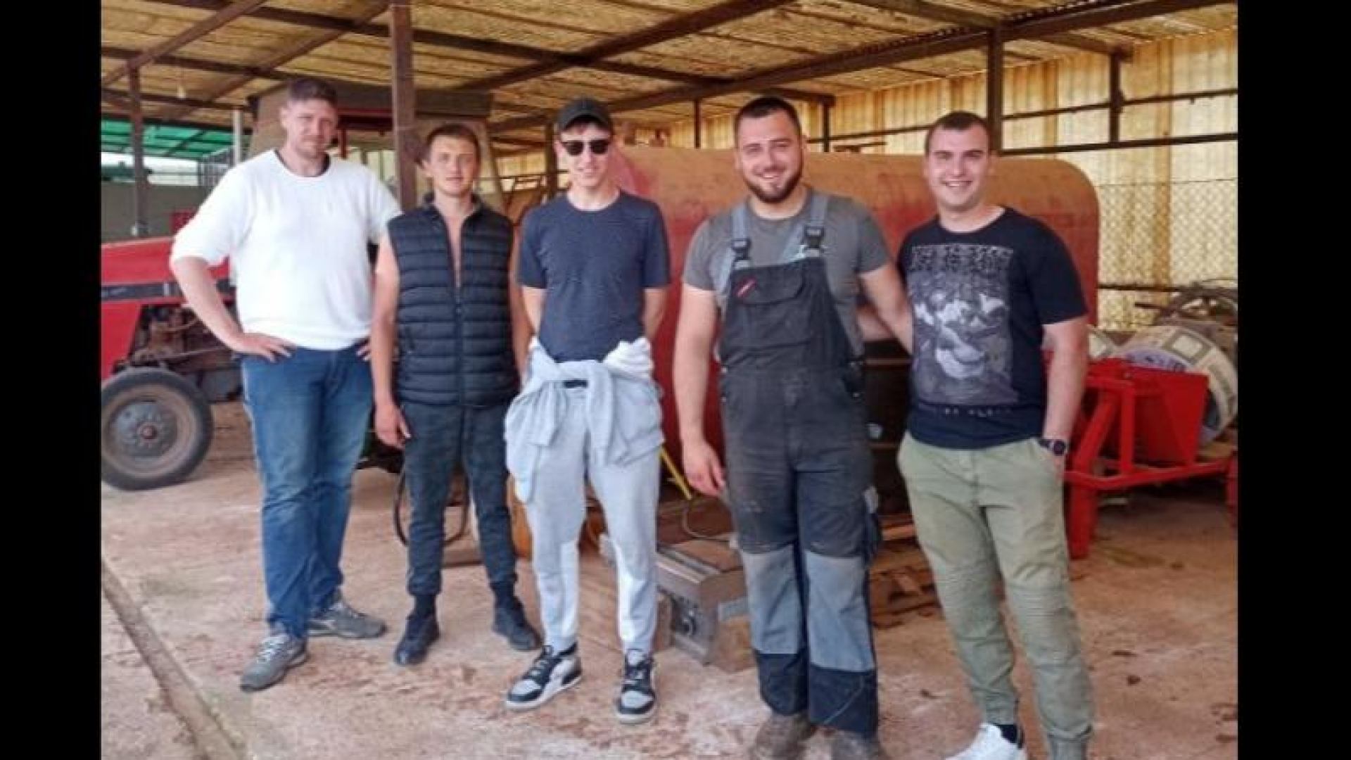 Studenti Mediteranske poljoprivrede na terenskoj nastavi na OPG-u Kristijana Božića iz Pomera