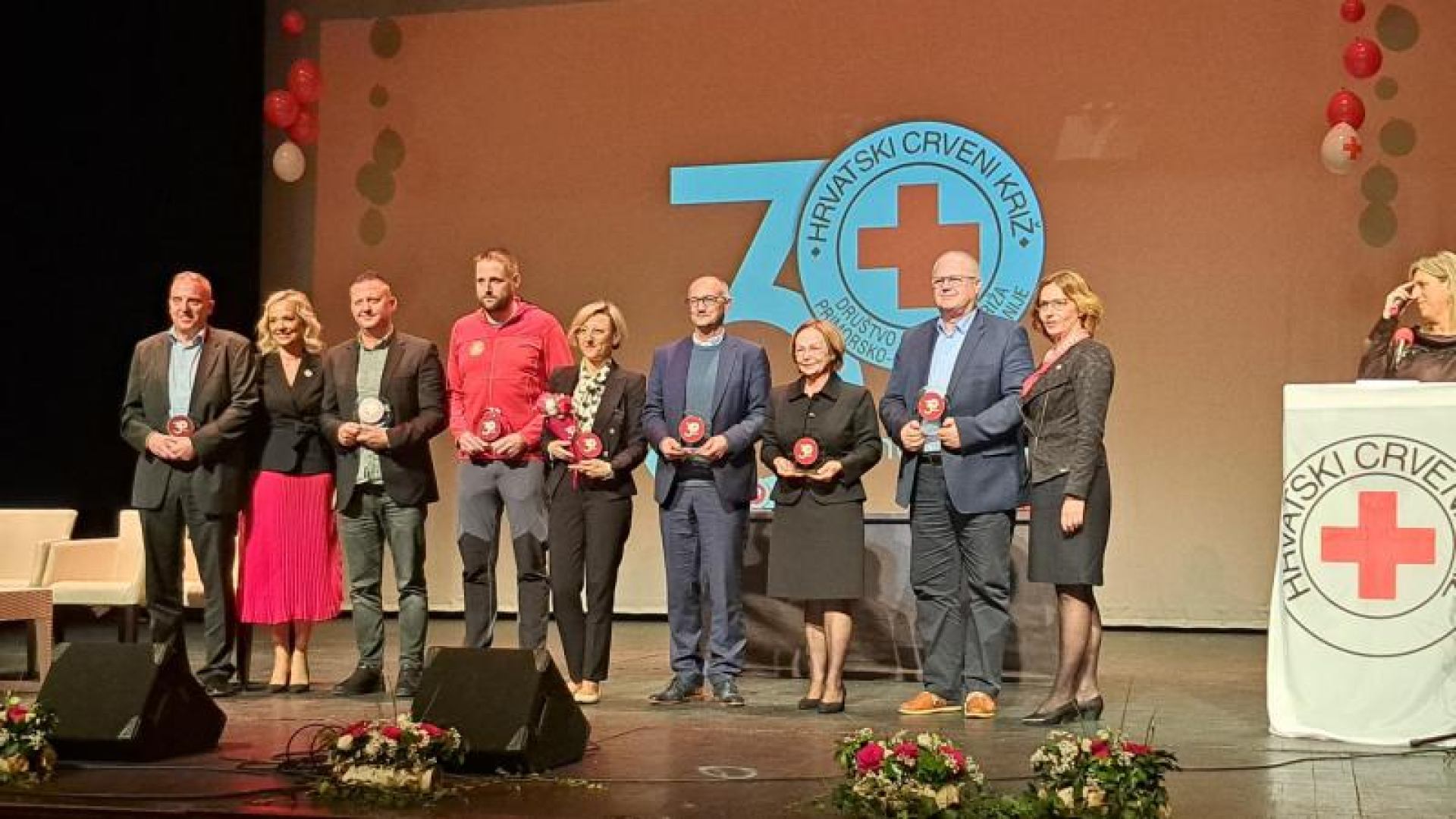 Priznanje Društva Crvenog križa Primorsko-goranske županije Veleučilištu u Rijeci