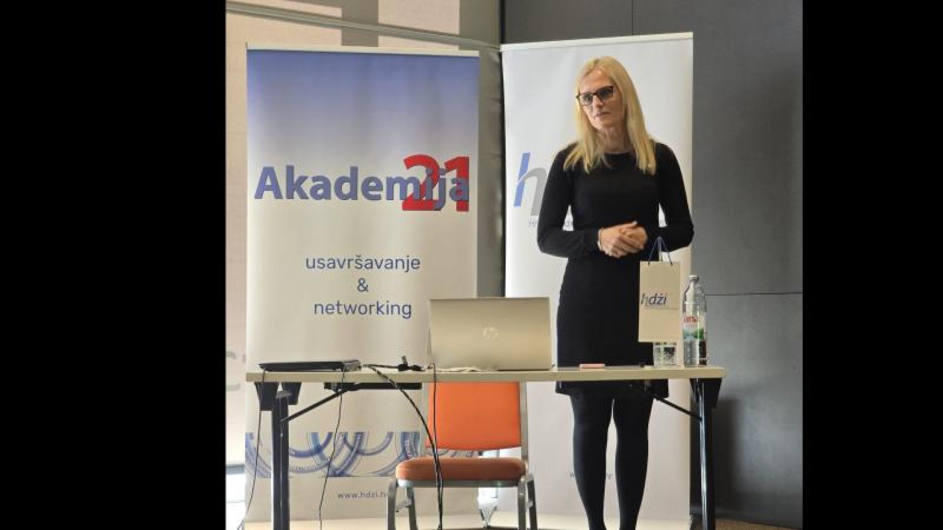 Dr. sc. socio Sandra Debeljak, viši pred. kao pozvani predavač sudjelovala na 6. edukativnoj radionici Akademije 21 Hrvatskog društva željezničkih inženjera